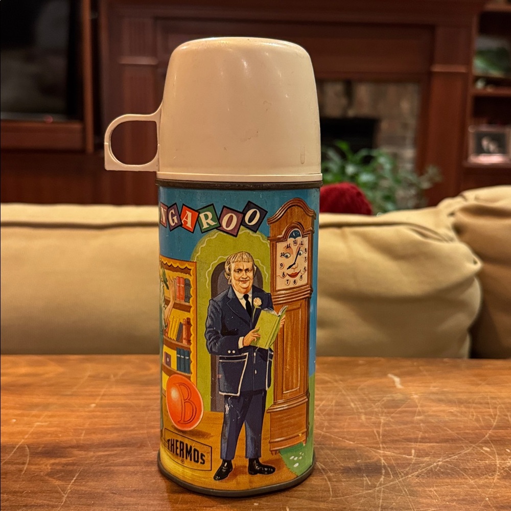 Vintage Thermos Captain Kangaroo 10 oz Lidded Cup Lunchbox 1964 Collectible Bear